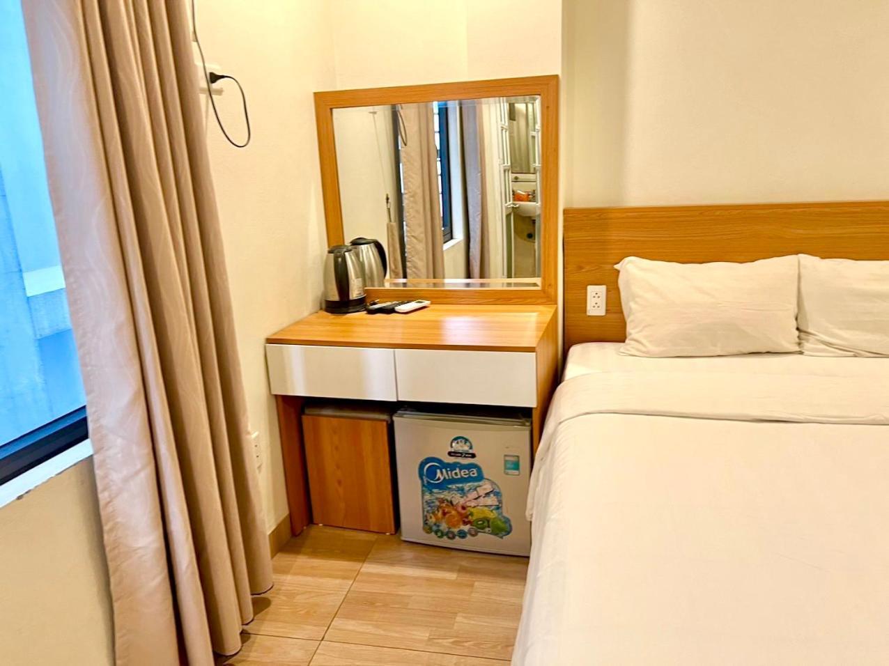 Dragon Airport Hotel Noi Bai Bagian luar foto